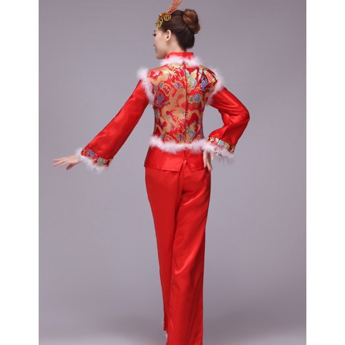 Red damask dragon pattern feather long sleeves new year stage performance women's female china Chinese yangko fan folk dance costumes 